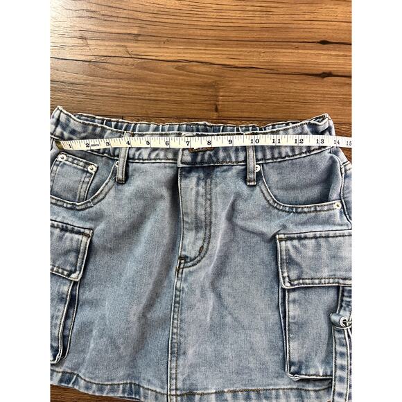 Juniors' Harper & Ivy Mini Light Wash Denim Cargo Skirt Sz Small - Picture 7 of 8